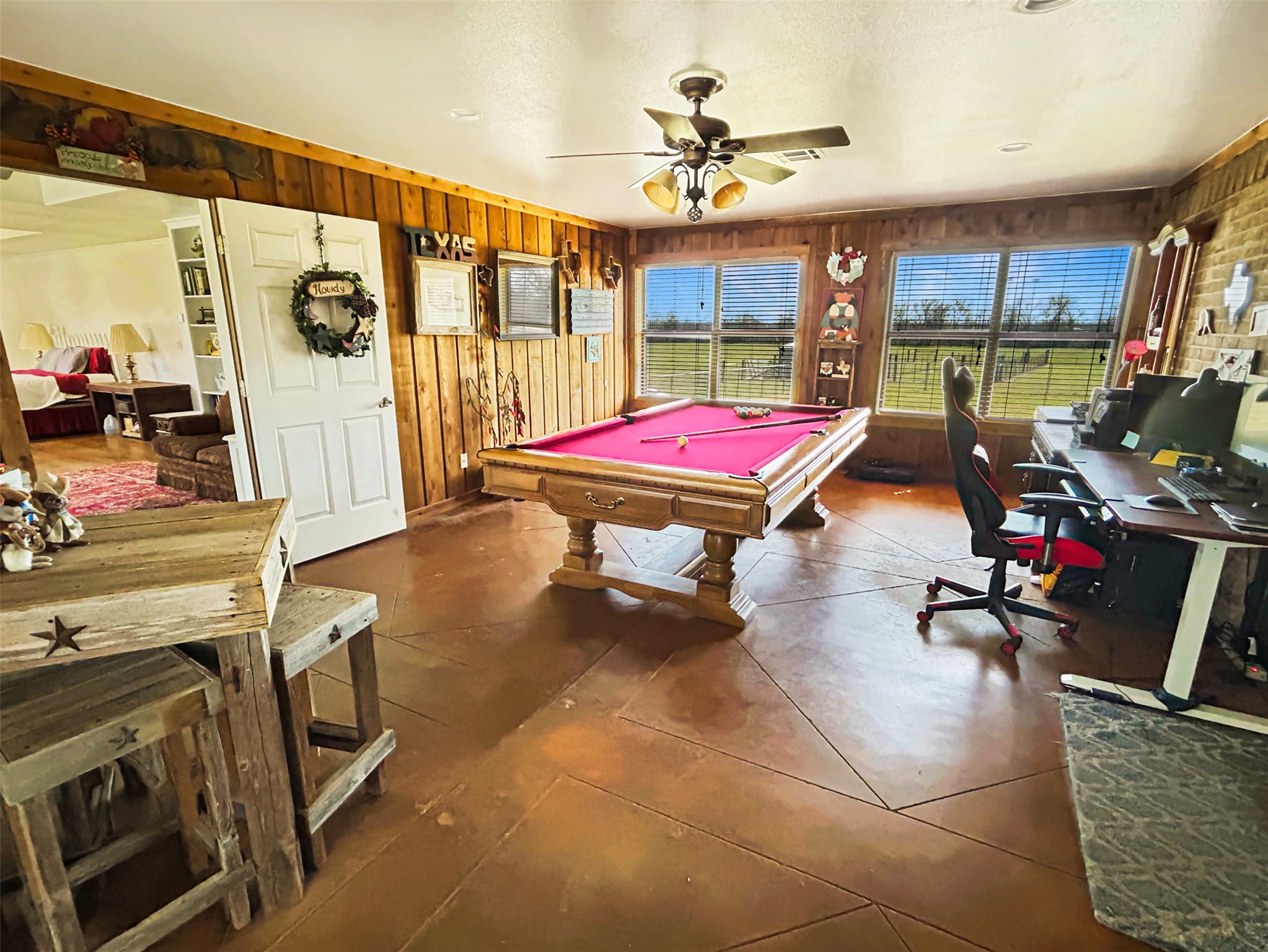 903 N Hoover Avenue Cameron TX 76520