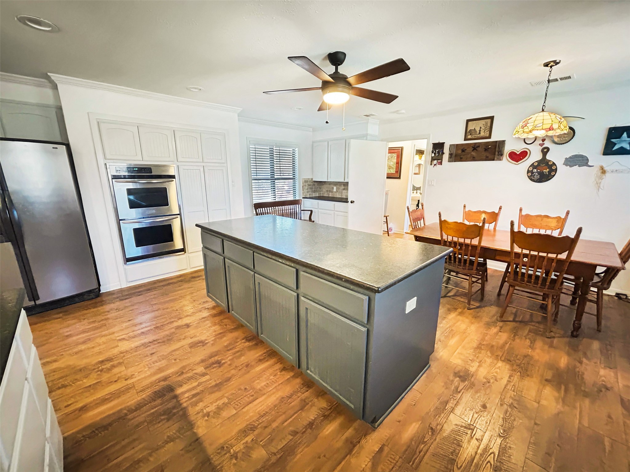 903 N Hoover Avenue Cameron TX 76520