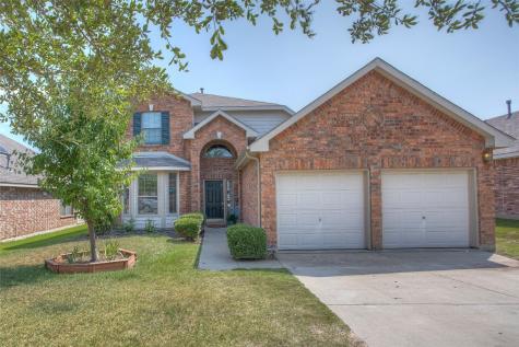 10533 Lipan Trail Fort Worth TX 76108