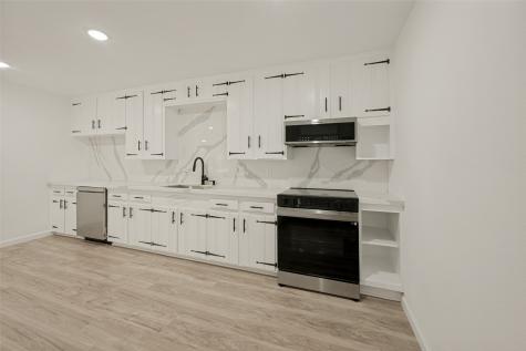 6825 Jewell Avenue Fort Worth TX 76112