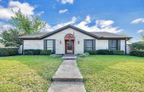 8524 Valley Crest Drive Woodway TX 76712