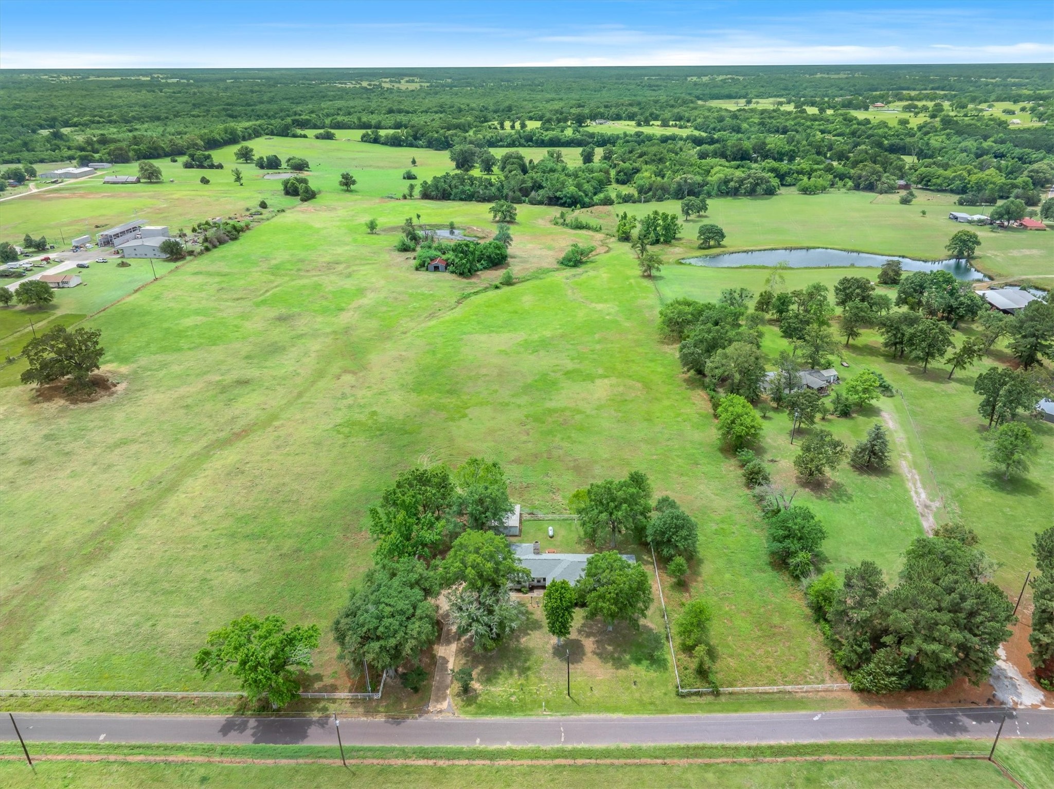 903 Vz County Road 1602 Grand Saline TX 75140