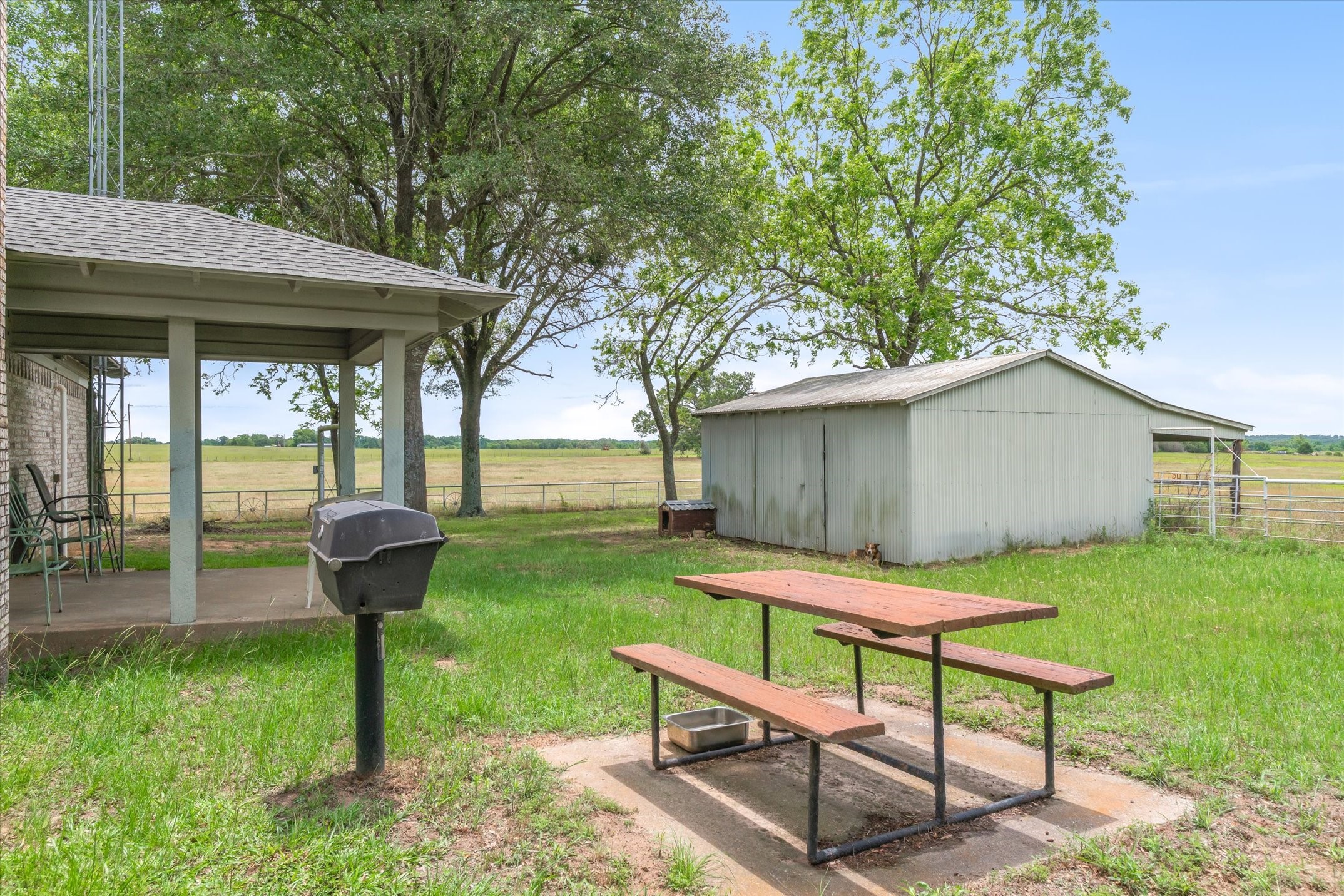 903 Vz County Road 1602 Grand Saline TX 75140