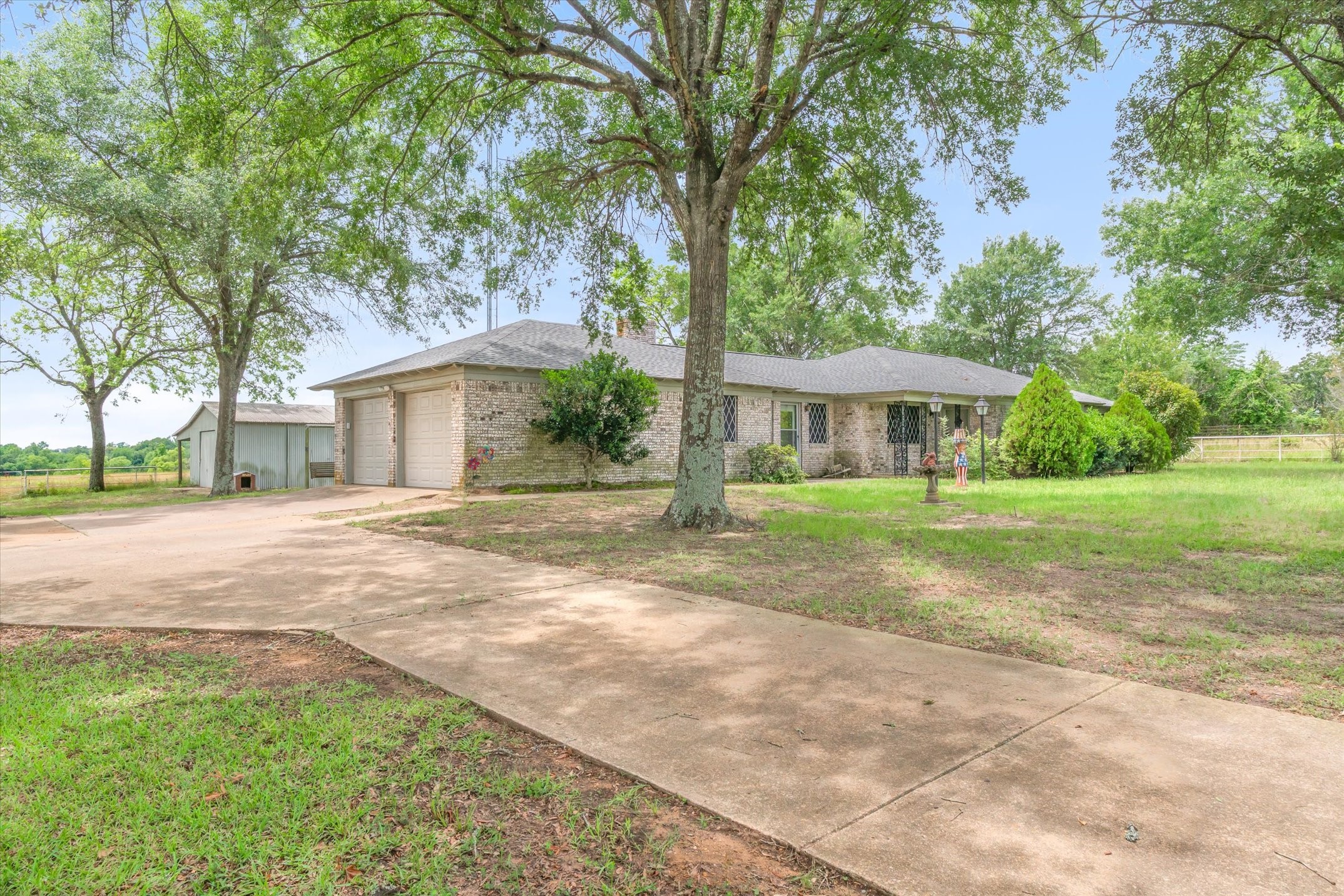 903 Vz County Road 1602 Grand Saline TX 75140