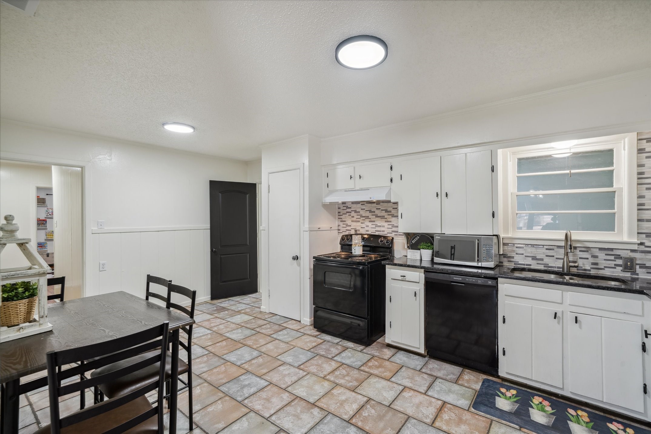 1460 Forrest Drive Canton TX 75103