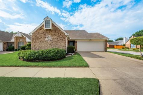 1604 Autumn Chase Square Bedford TX 76022