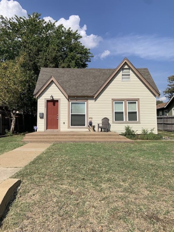 4730 Calmont Avenue Fort Worth TX 76107