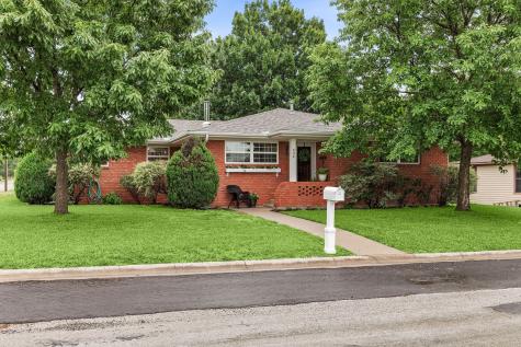 934 N Maple Street Muenster TX 76252