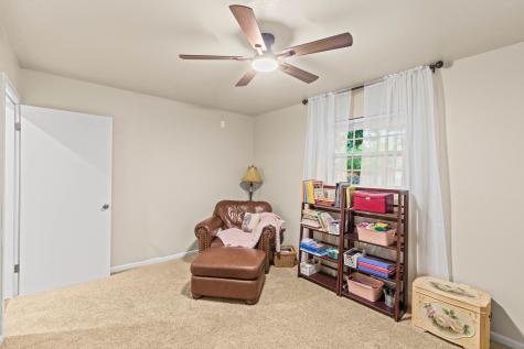 934 N Maple Street Muenster TX 76252