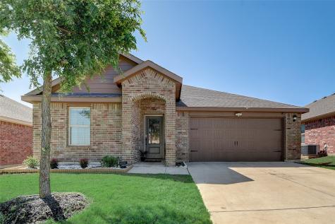 1405 Meadow Crest Drive Princeton TX 75407