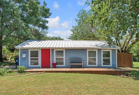 528 Pierce Street Denton TX 76201