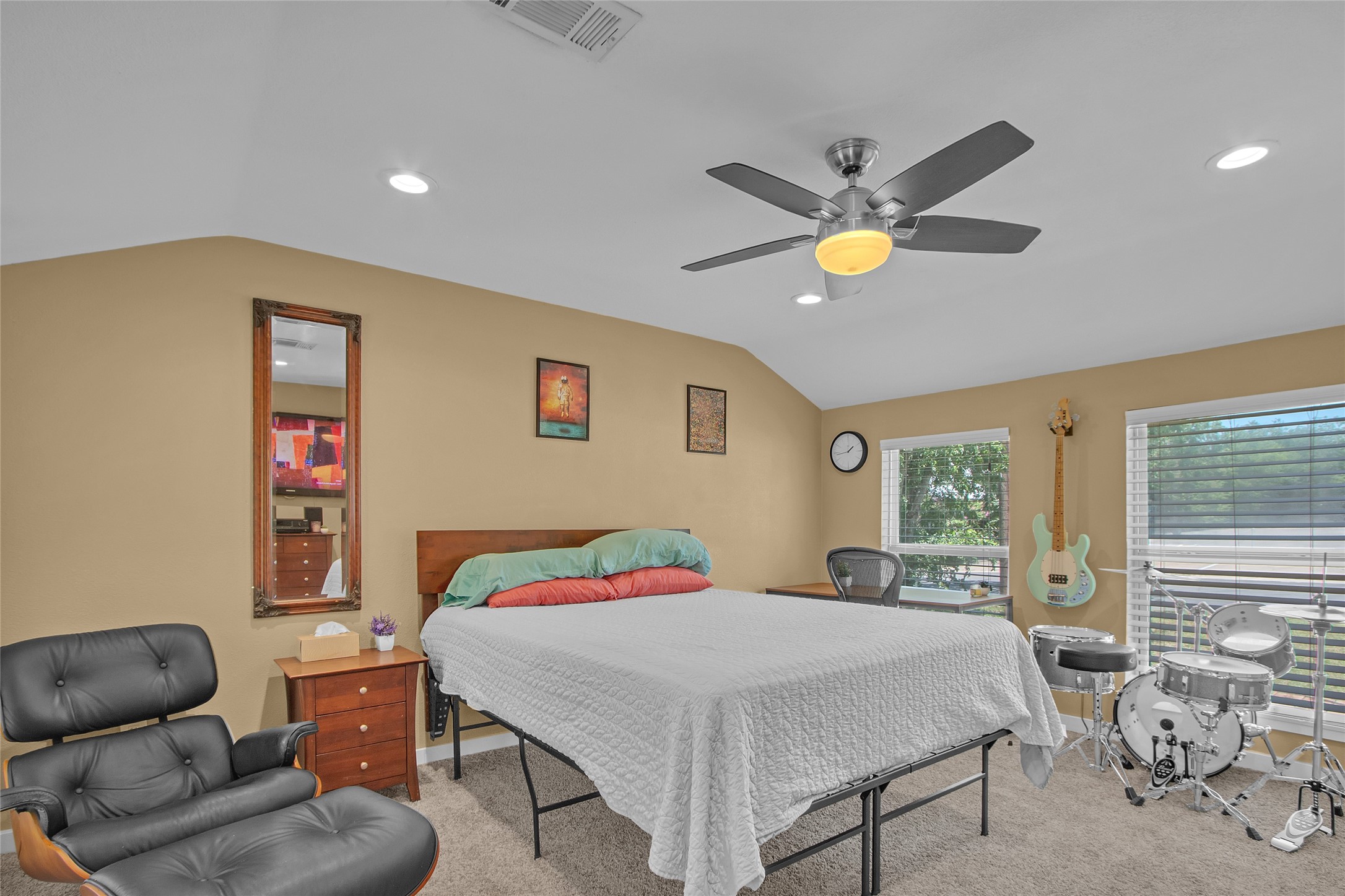 528 Pierce Street Denton TX 76201