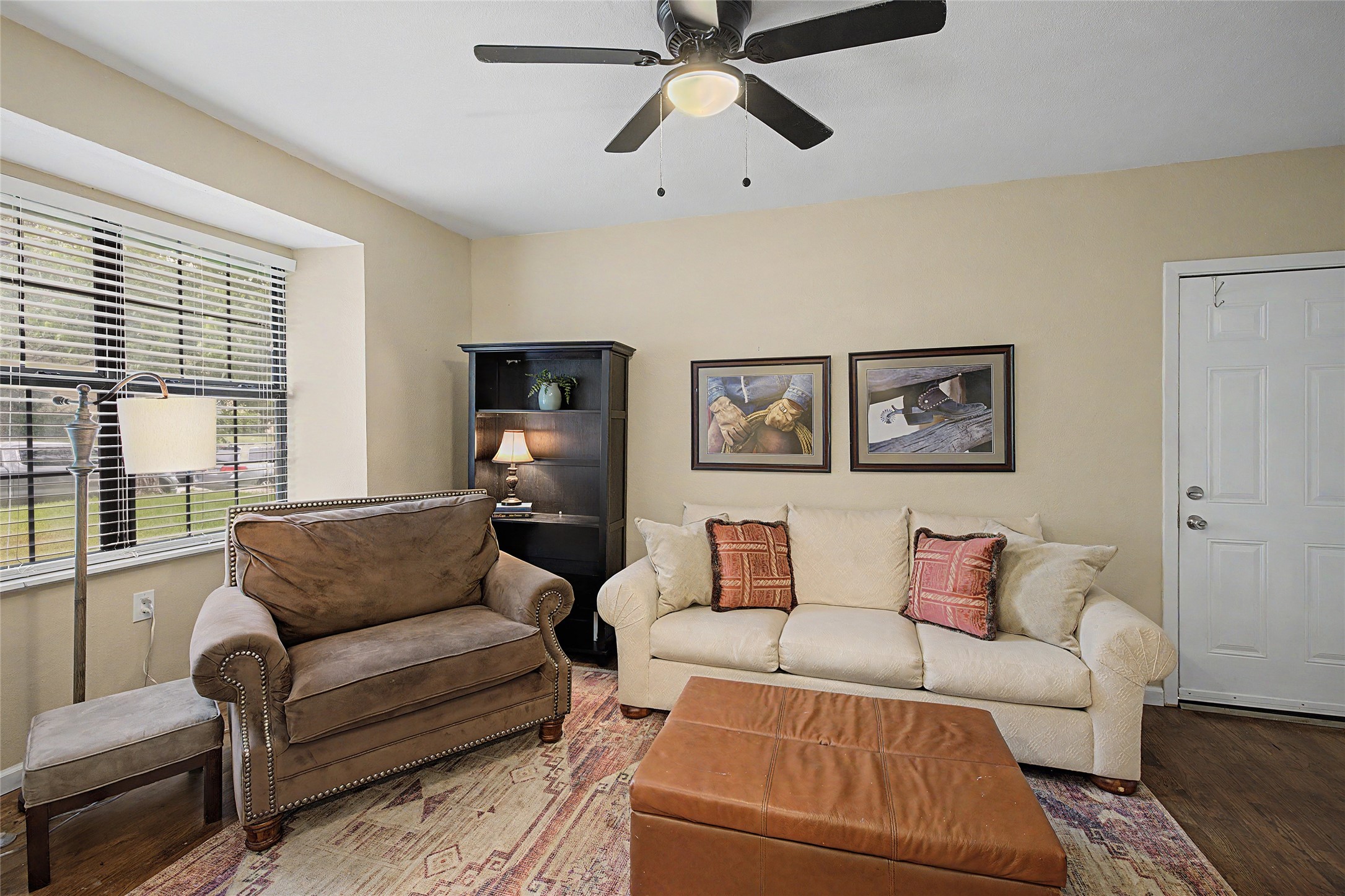3644 W Seminary Drive Fort Worth TX 76109