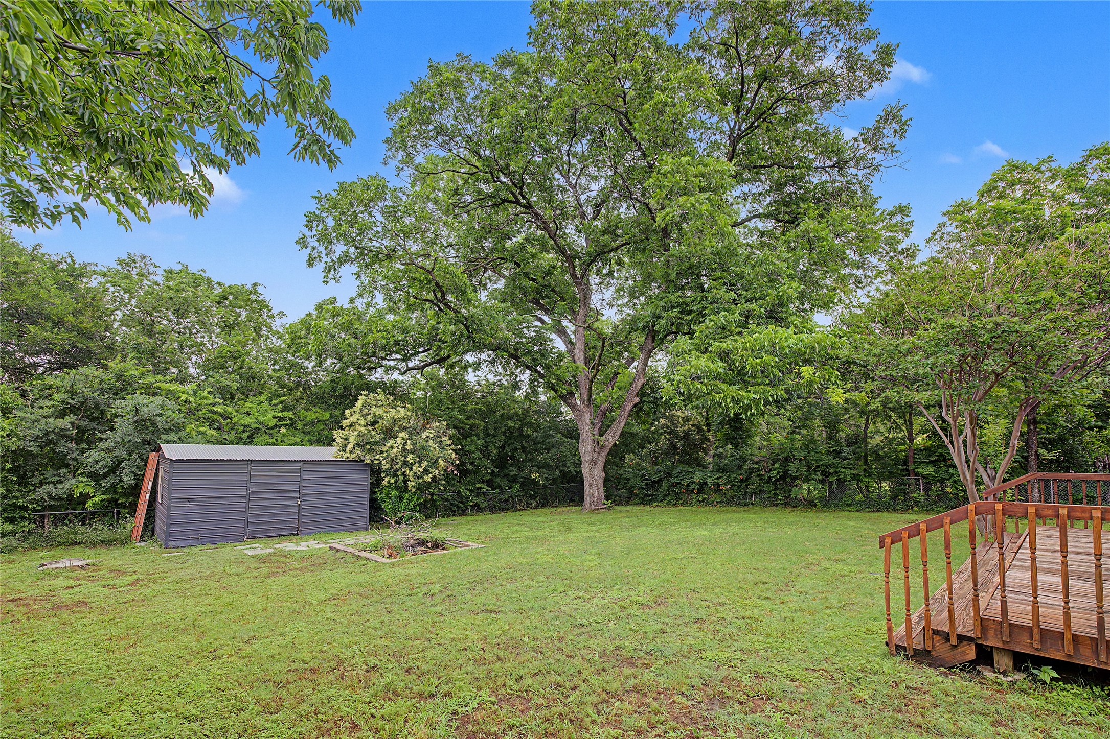 3644 W Seminary Drive Fort Worth TX 76109