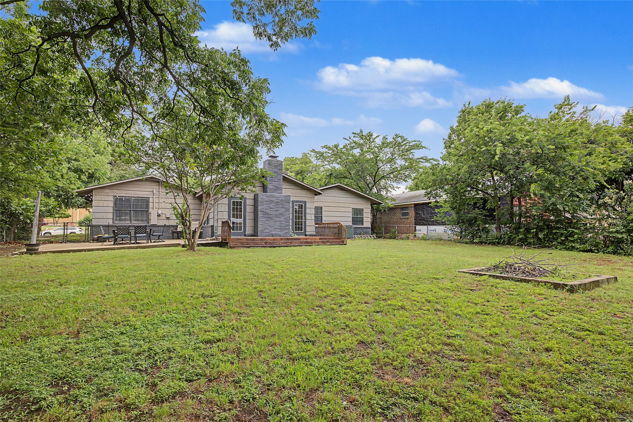 3644 W Seminary Drive Fort Worth TX 76109