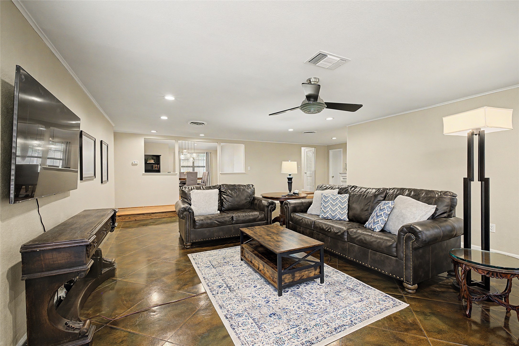 3644 W Seminary Drive Fort Worth TX 76109