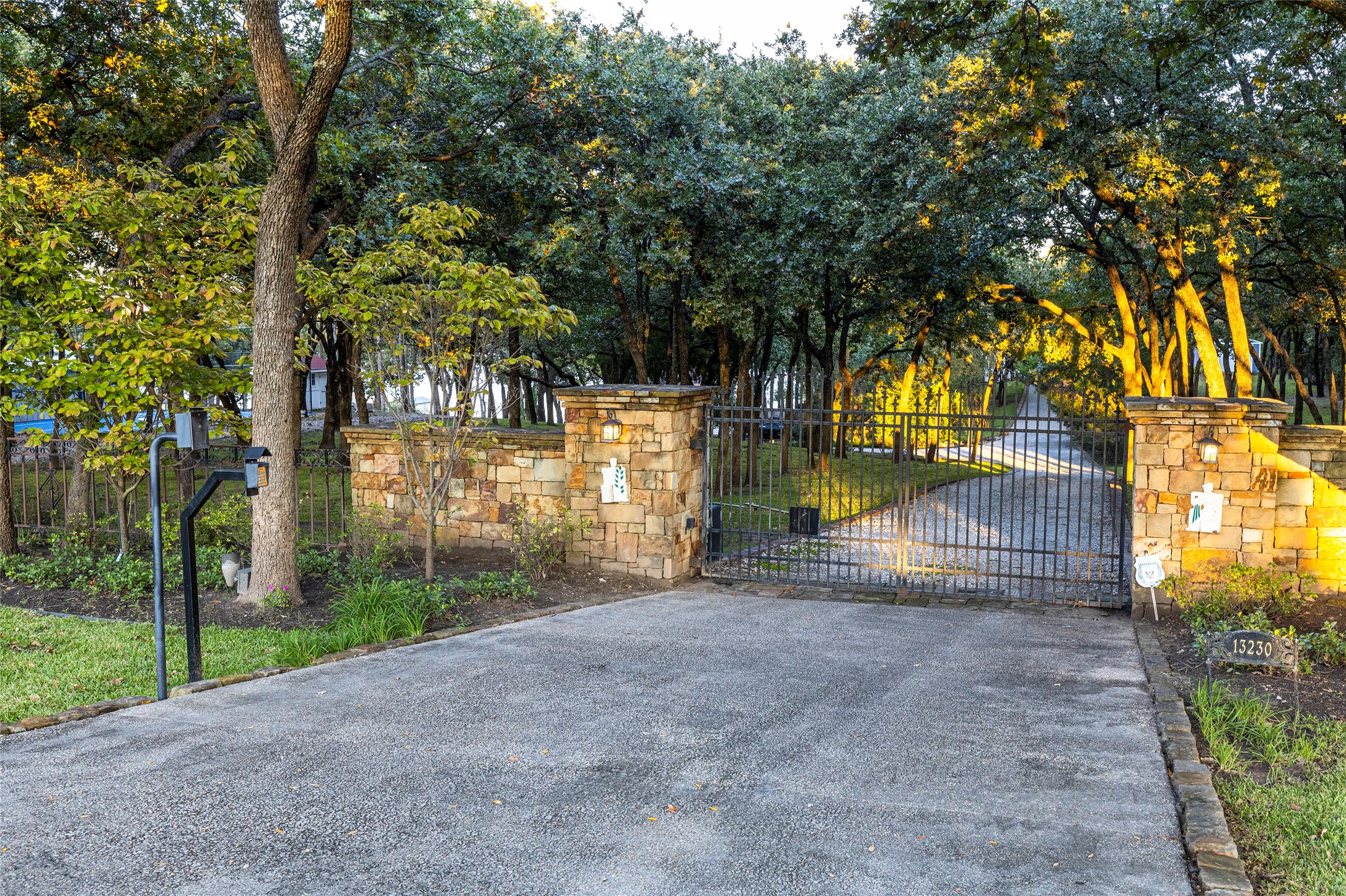13230 Miller Road Azle TX 76020