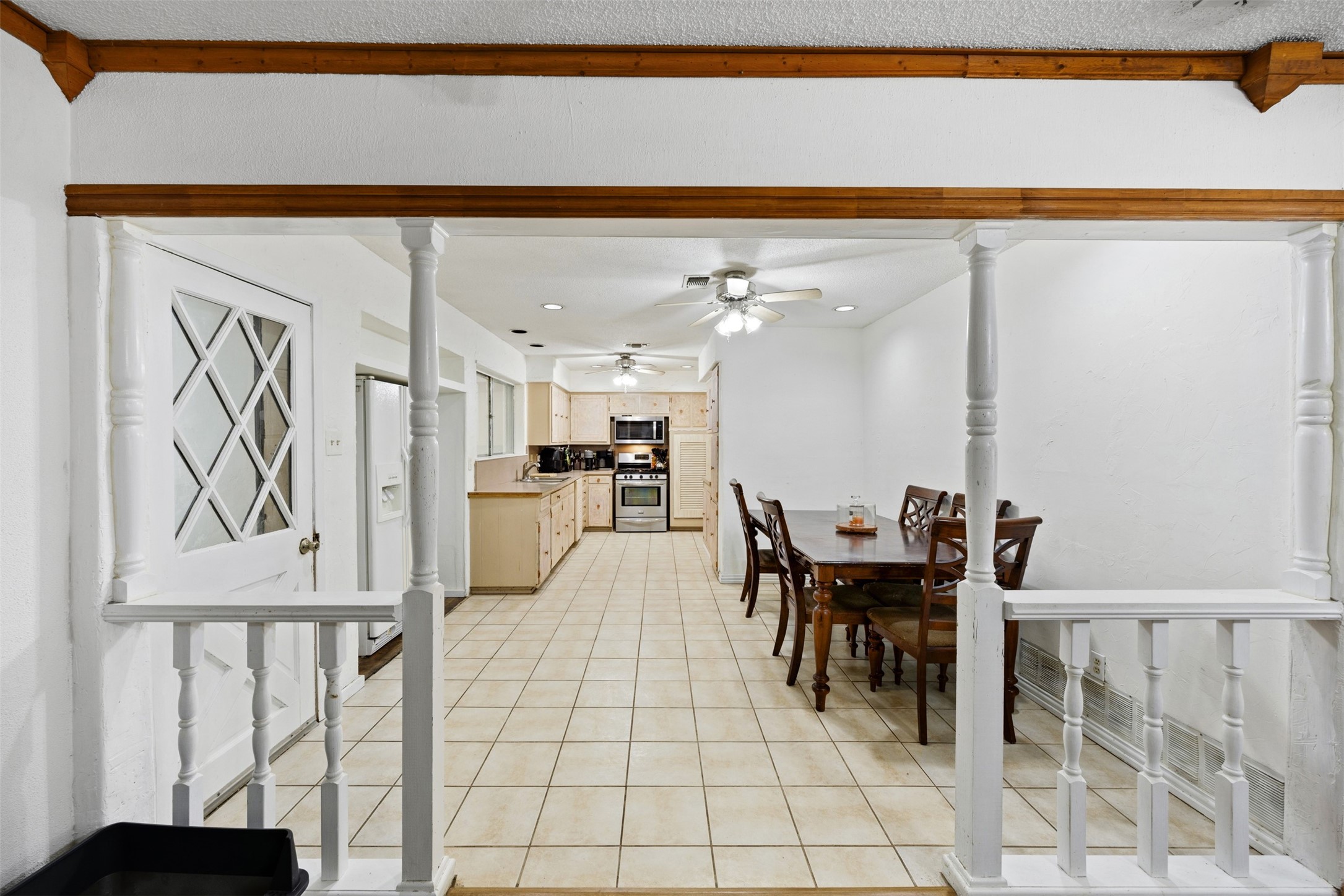 2010 Warwick Drive Arlington TX 76015