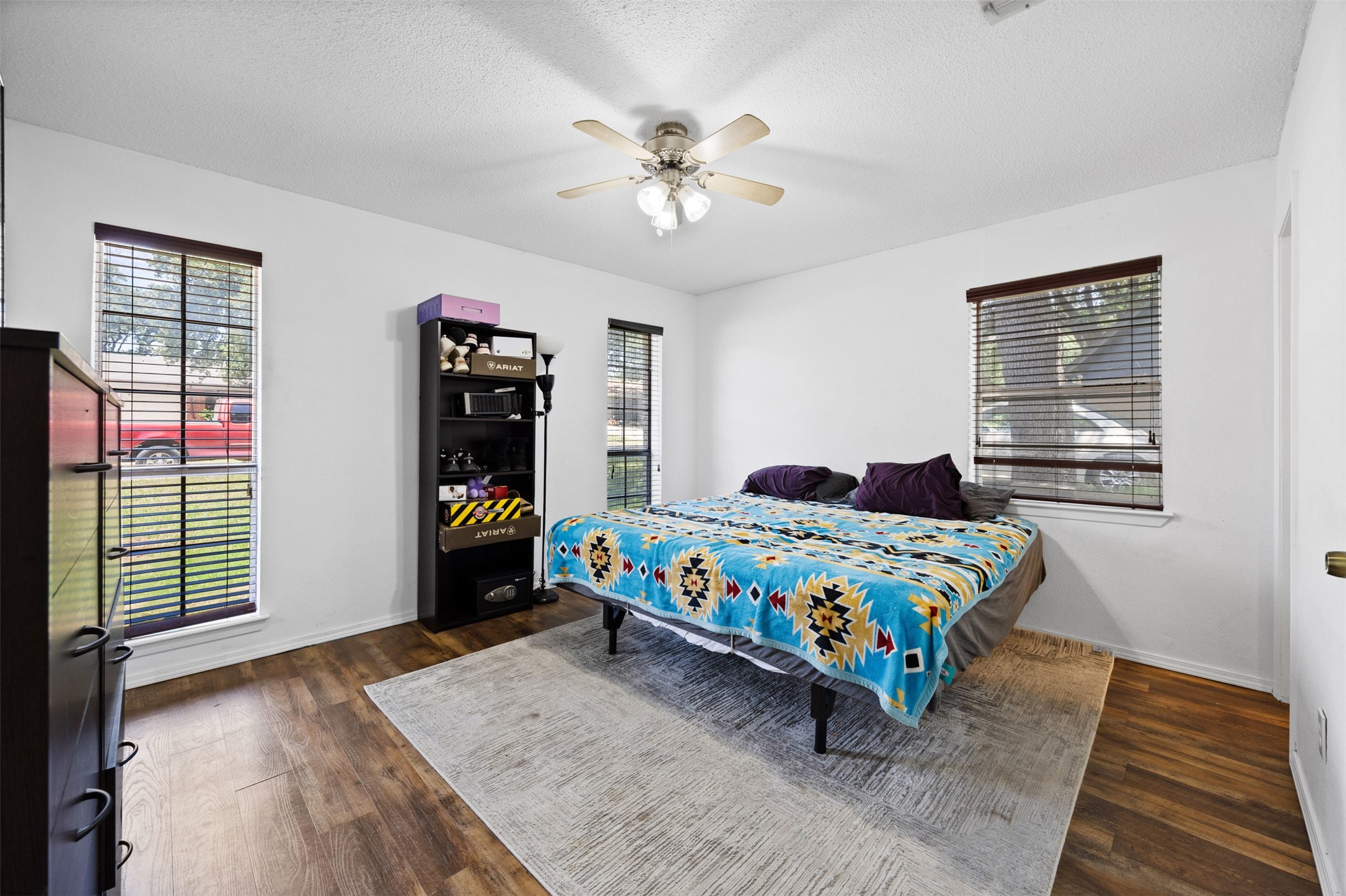 2010 Warwick Drive Arlington TX 76015