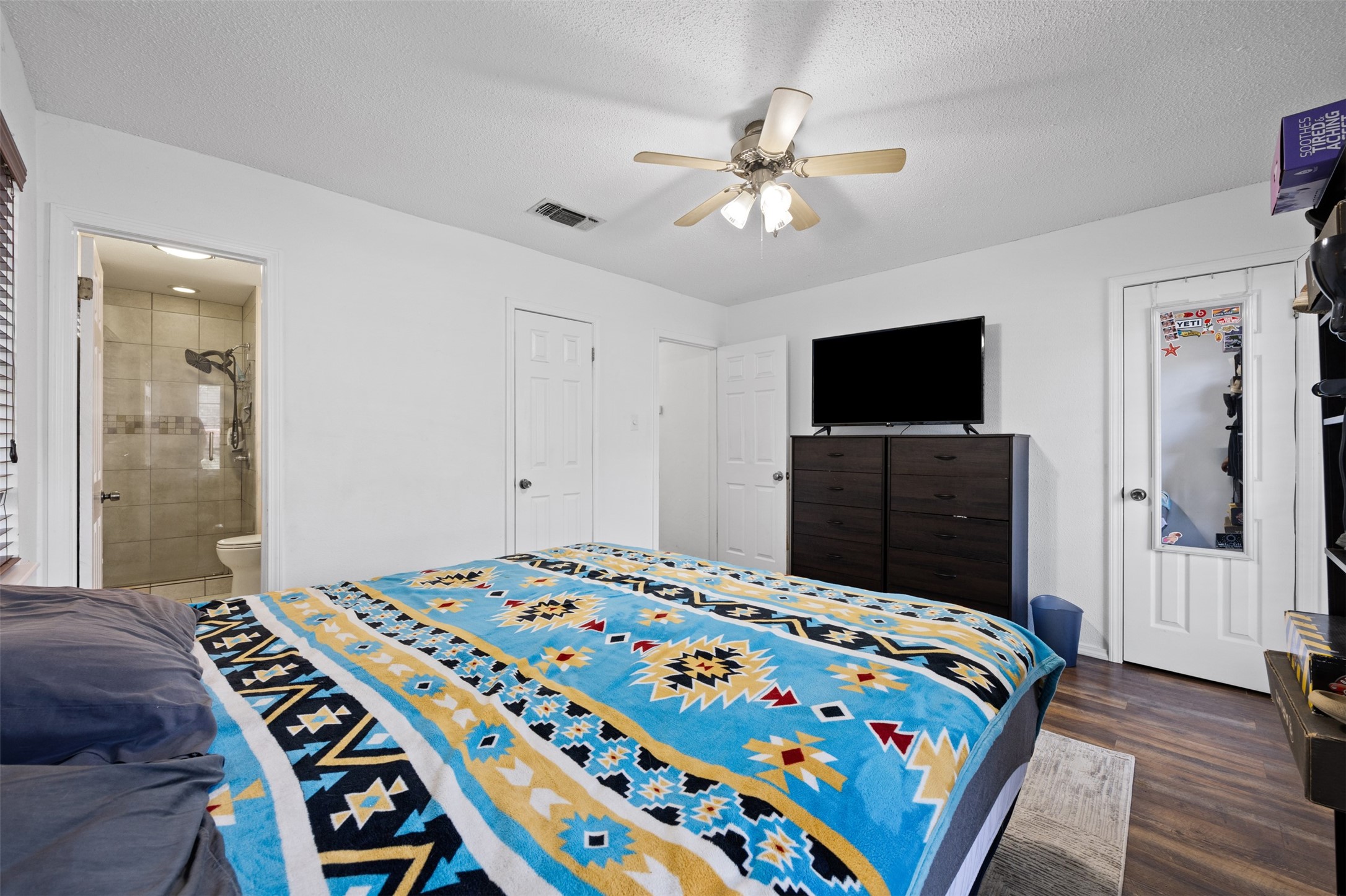 2010 Warwick Drive Arlington TX 76015