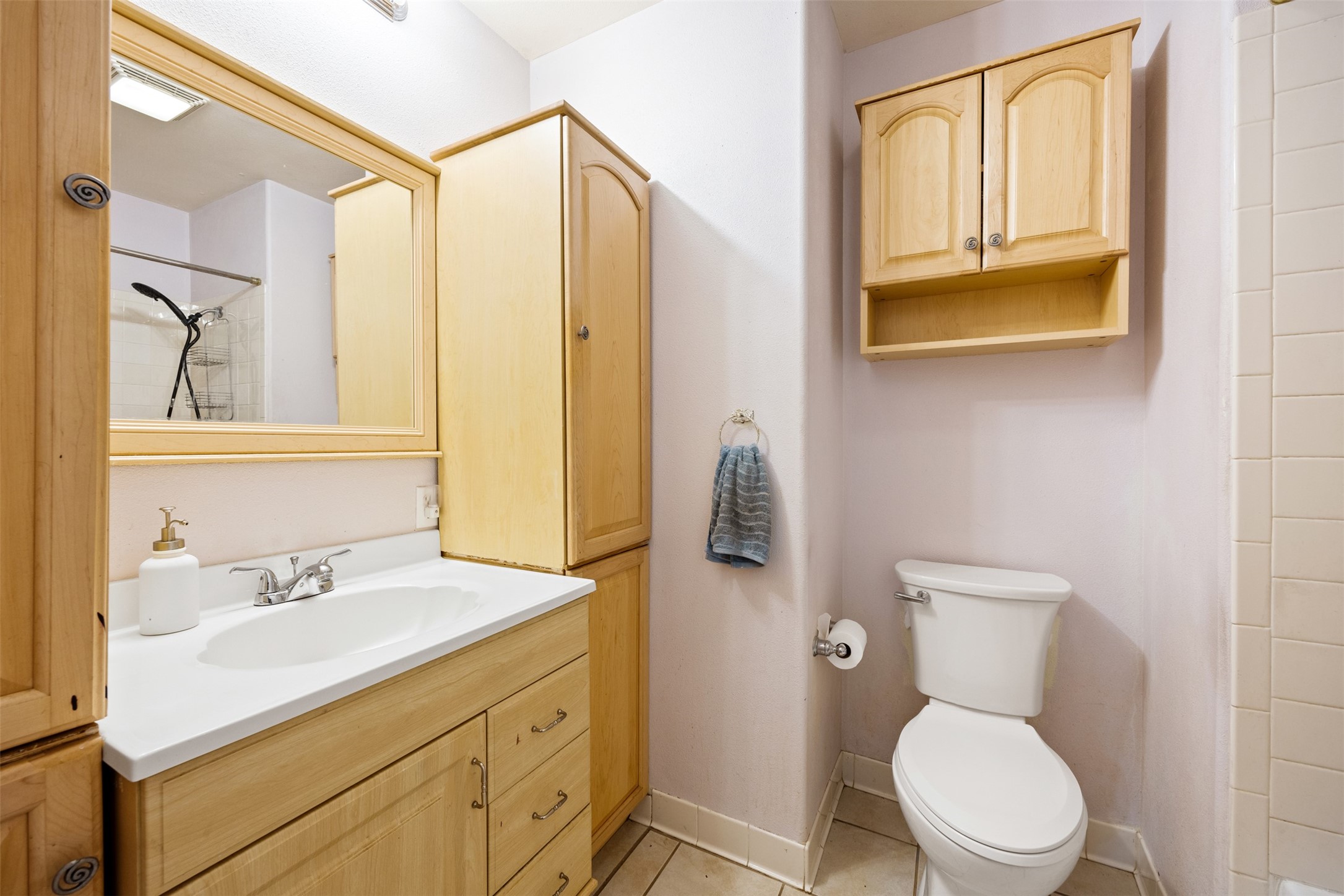 2010 Warwick Drive Arlington TX 76015