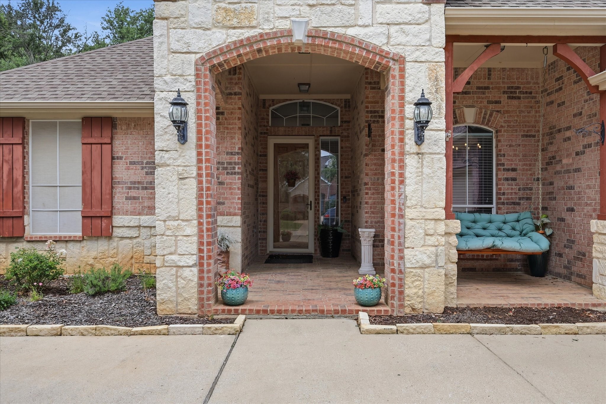 8106 Summerleaf Drive Arlington TX 76001