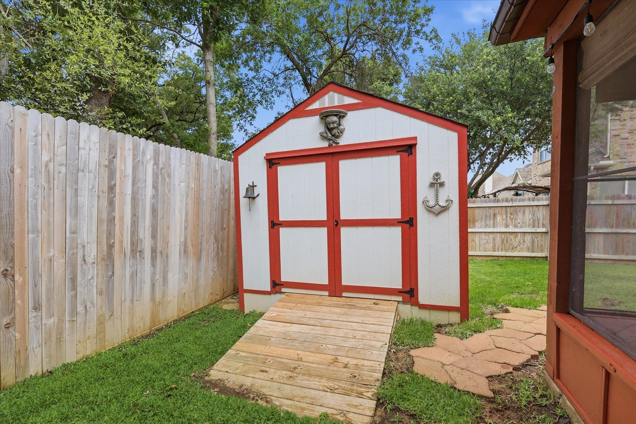 8106 Summerleaf Drive Arlington TX 76001