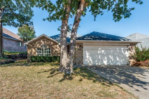 6009 Flintshire Court Arlington TX 76017