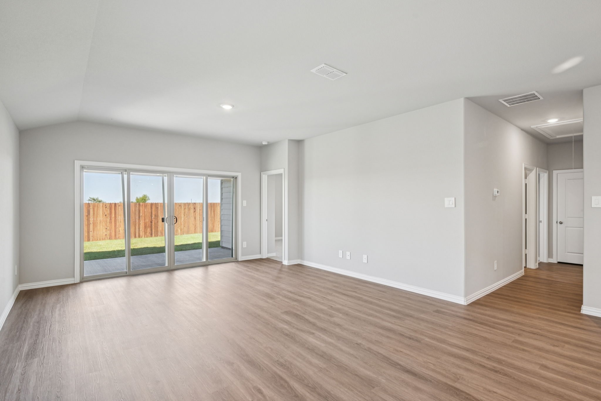 2112 Rannoch Street Sherman TX 75092