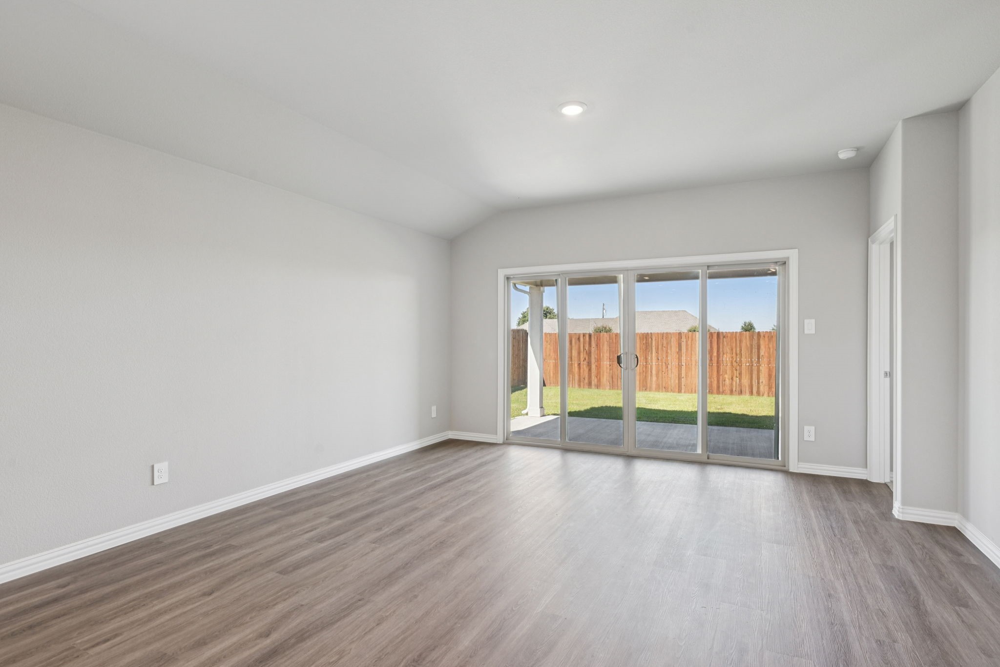 2112 Rannoch Street Sherman TX 75092