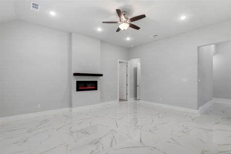 2217 S Peachtree Court Denison TX 75020