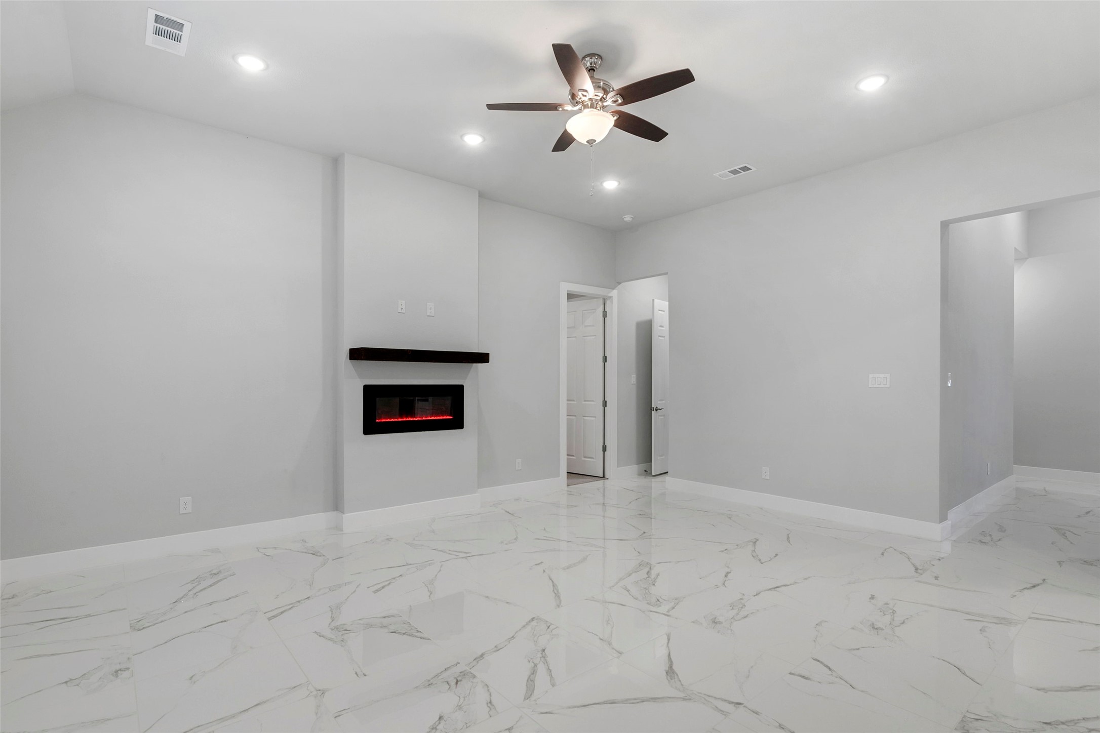 2217 S Peachtree Court Denison TX 75020