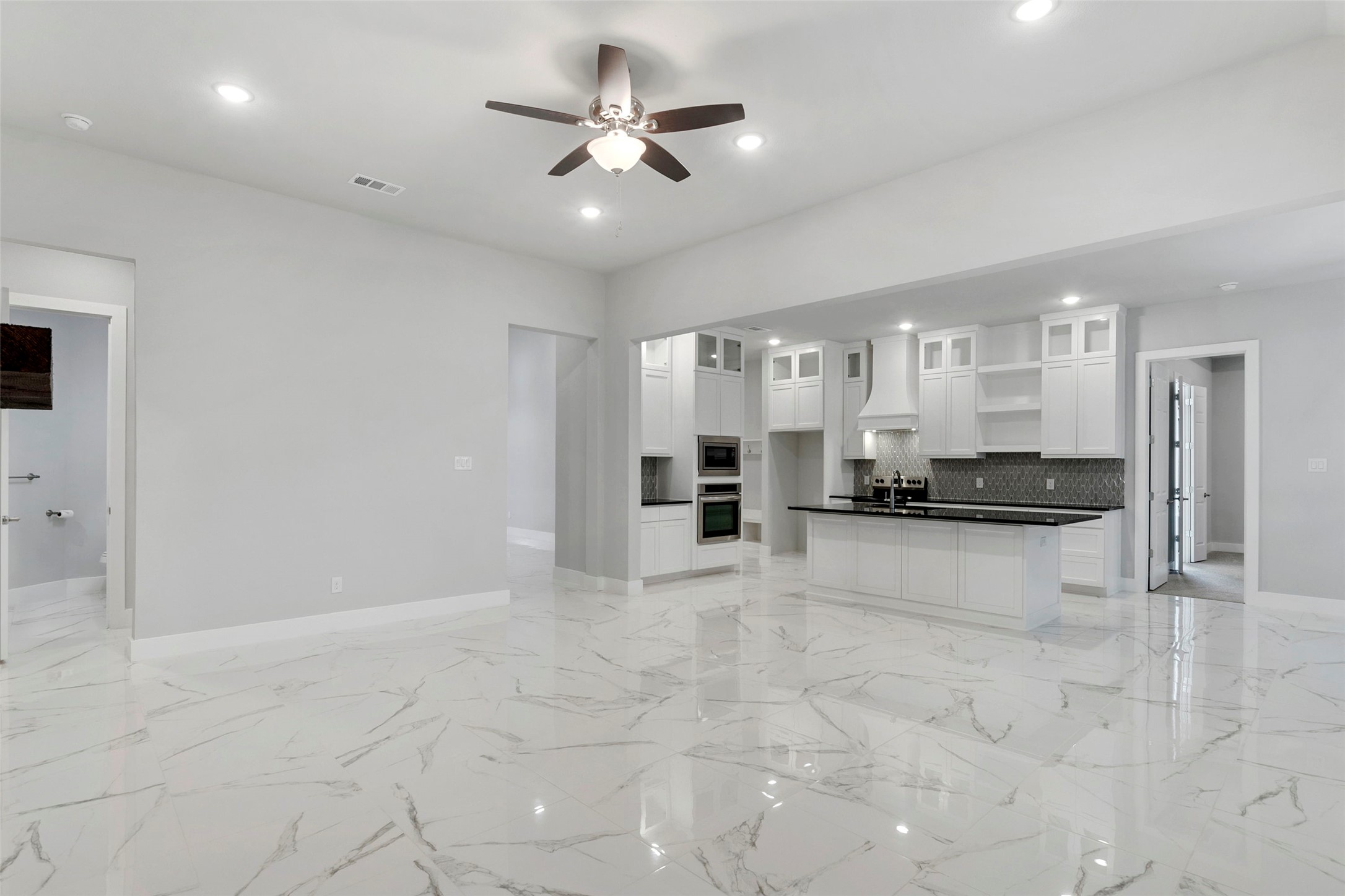 2217 S Peachtree Court Denison TX 75020