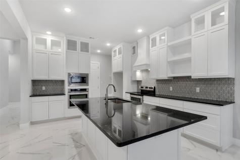 2217 S Peachtree Court Denison TX 75020