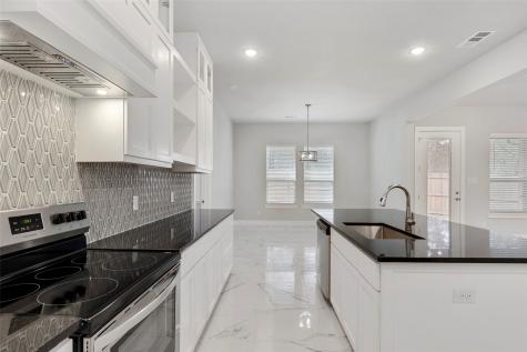 2217 S Peachtree Court Denison TX 75020