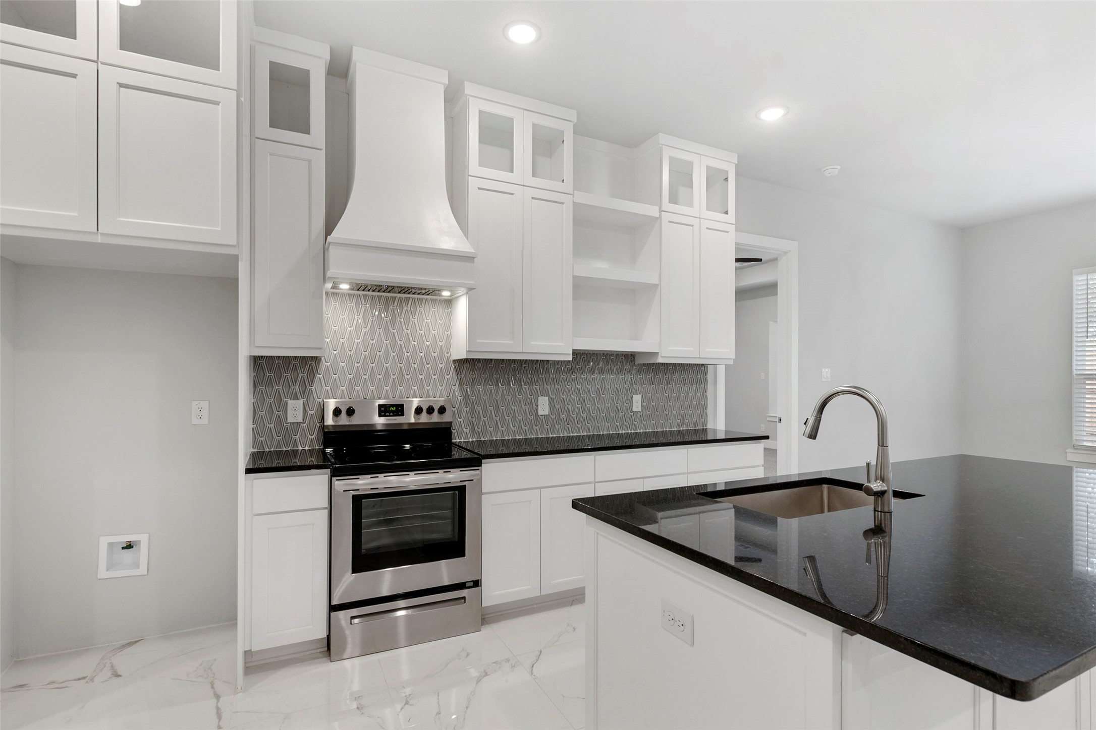 2217 S Peachtree Court Denison TX 75020