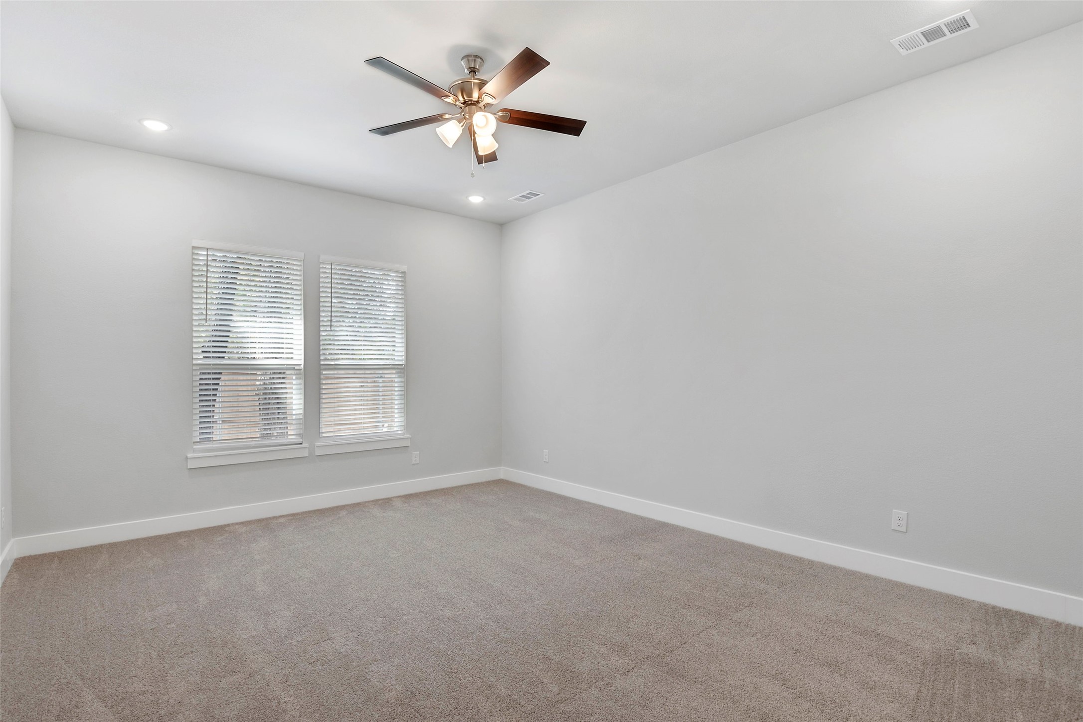 2217 S Peachtree Court Denison TX 75020