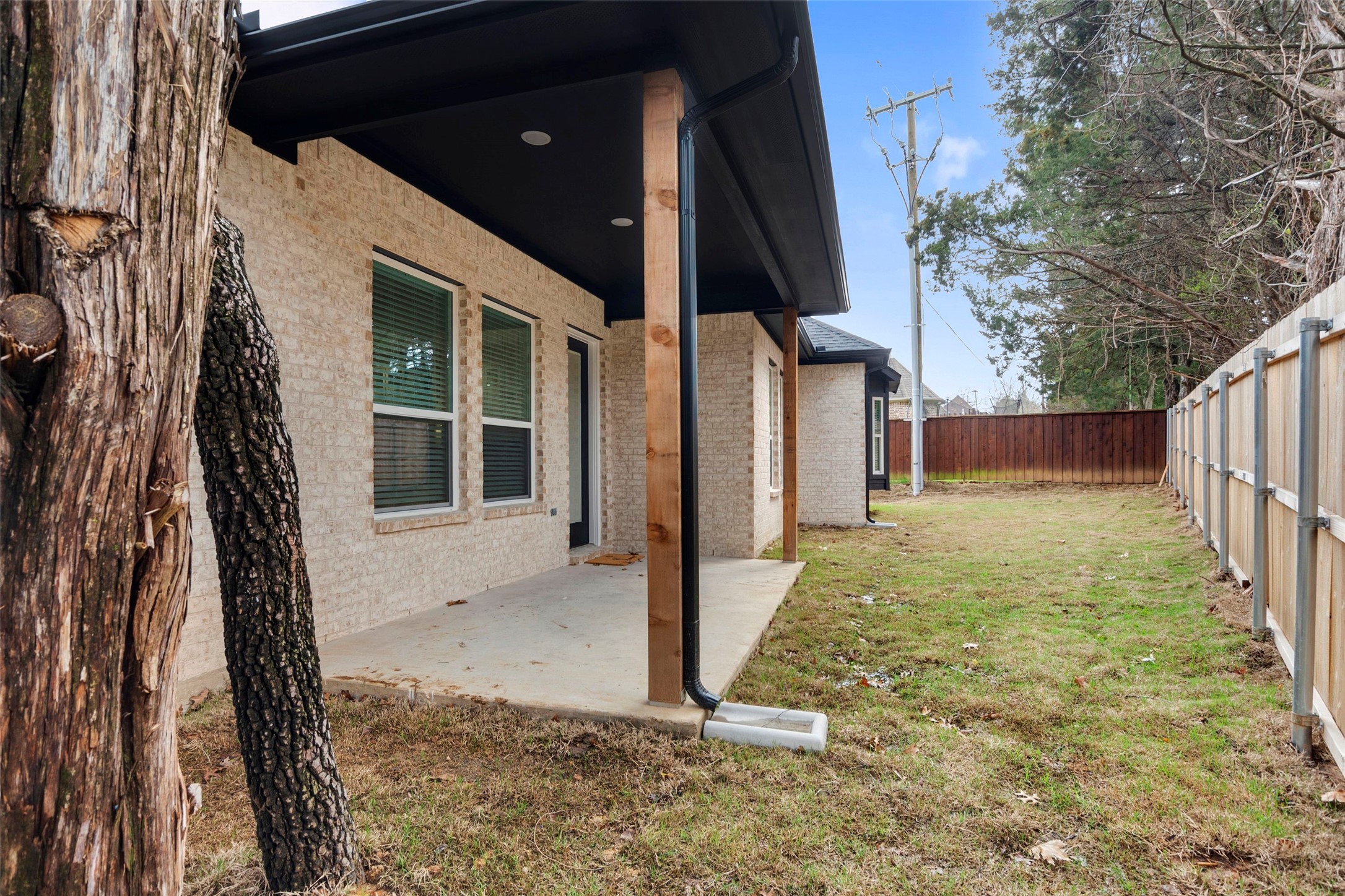 2217 S Peachtree Court Denison TX 75020