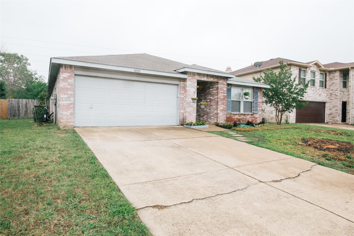 8505 Swan Park Drive Denton TX 76210