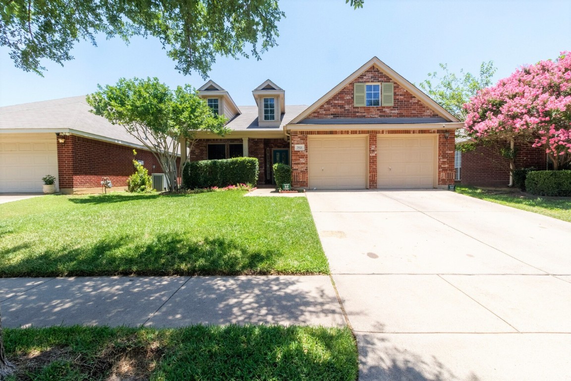 7925 Hosta Way Fort Worth TX 76123