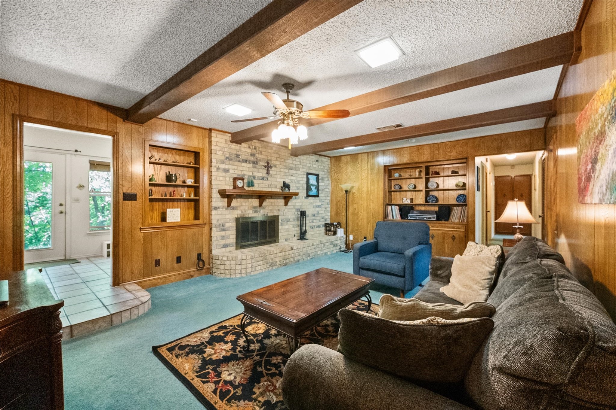 2213 Shadywood Court Arlington TX 76012