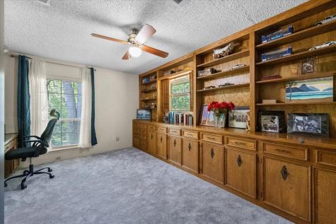 2213 Shadywood Court Arlington TX 76012