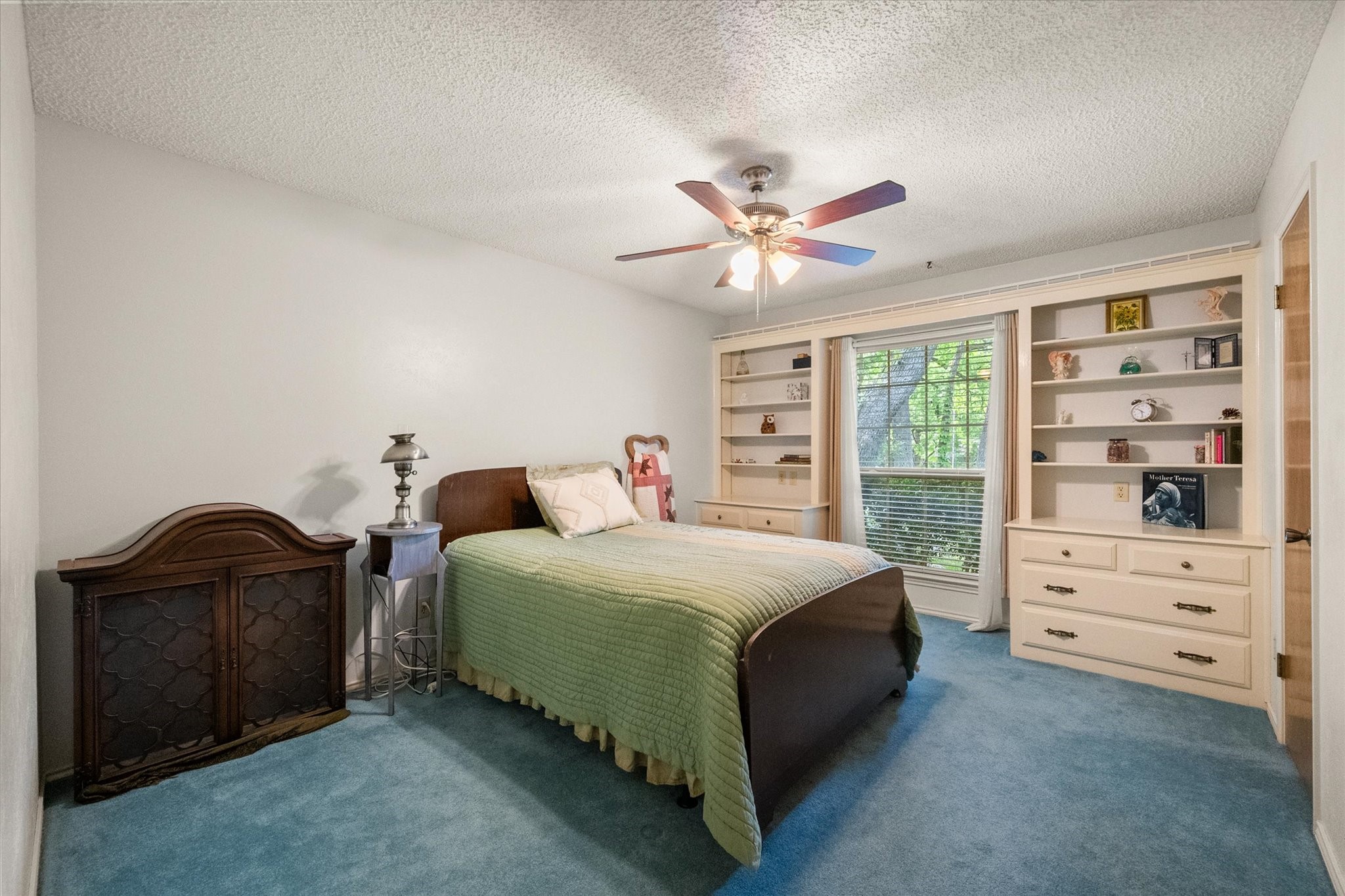 2213 Shadywood Court Arlington TX 76012