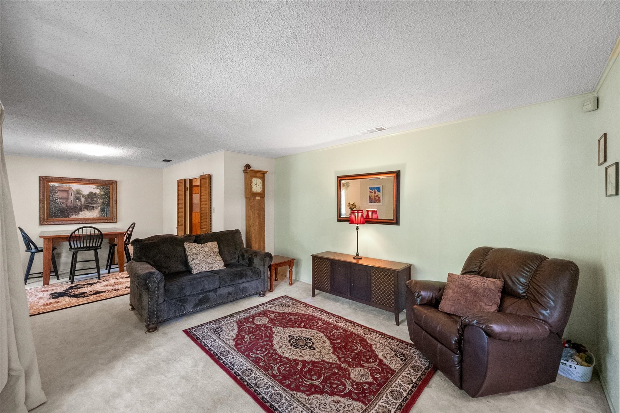 2213 Shadywood Court Arlington TX 76012
