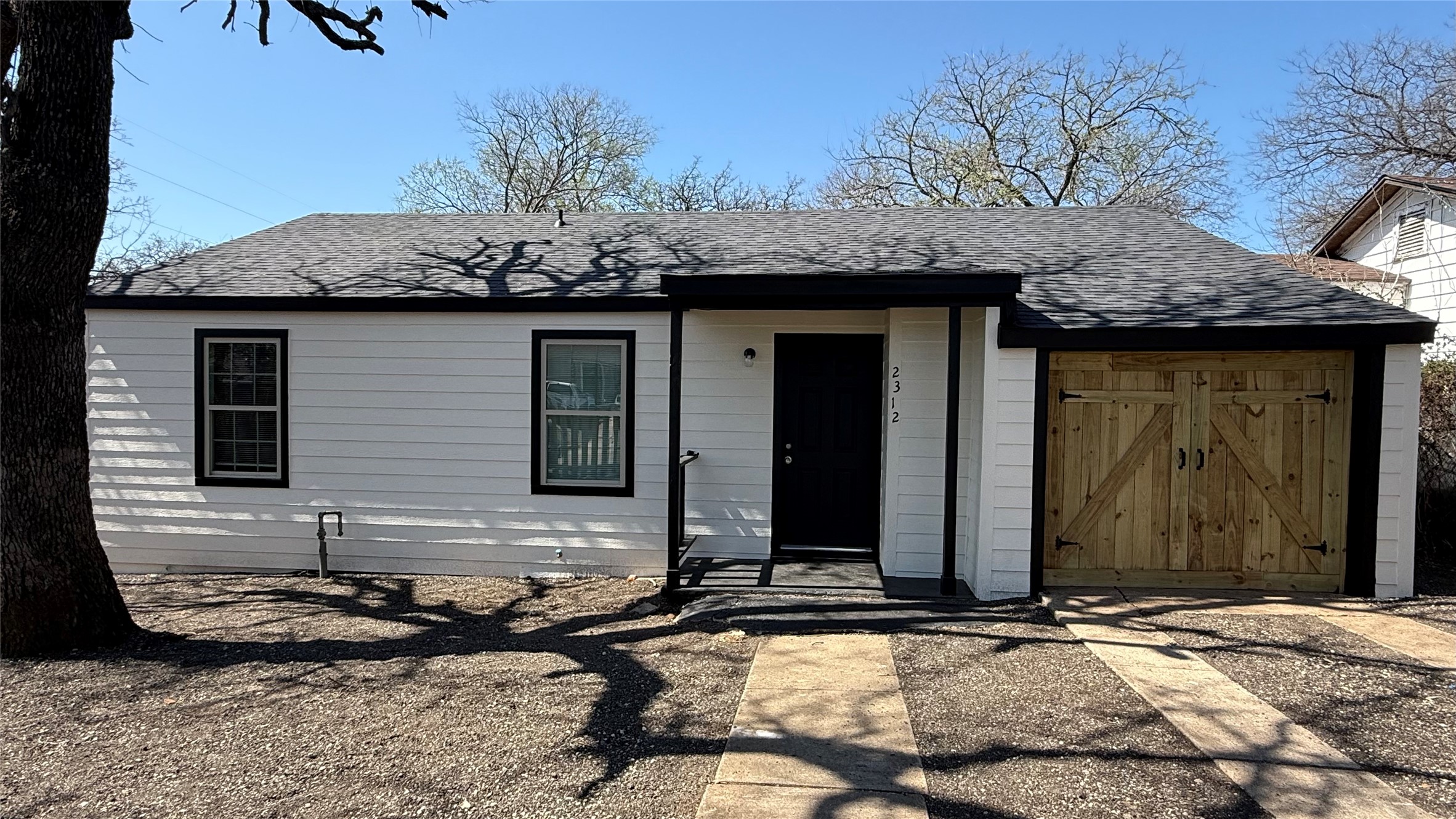 2312 Dillow Street Fort Worth TX 76105