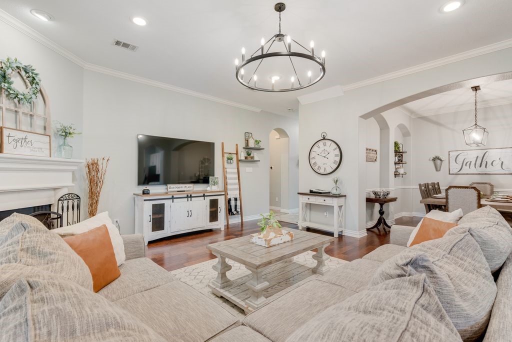 2944 Bahia Grand Prairie TX 75054
