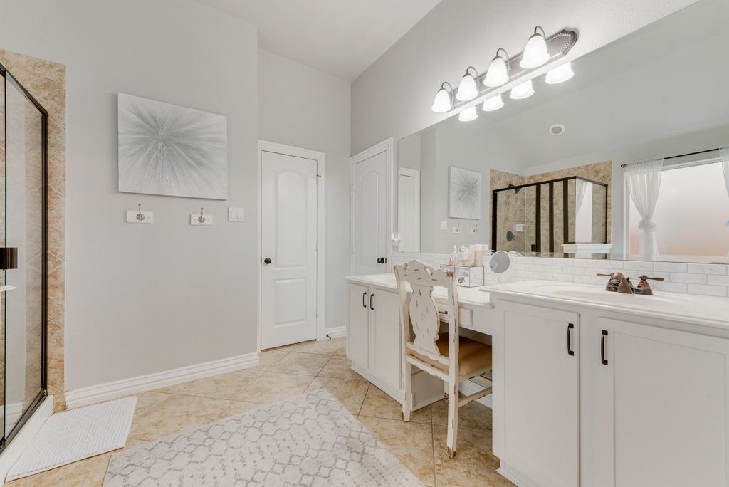 2944 Bahia Grand Prairie TX 75054