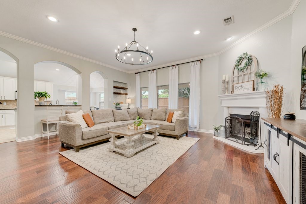 2944 Bahia Grand Prairie TX 75054
