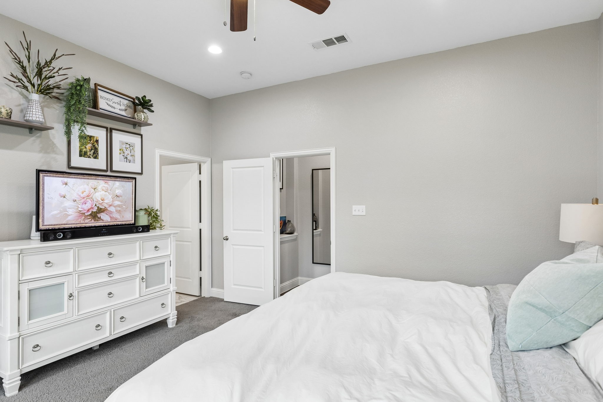 6427 Lake Bluff Drive Dallas TX 75249
