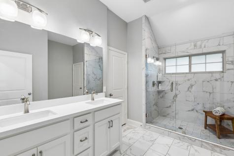 6427 Lake Bluff Drive Dallas TX 75249